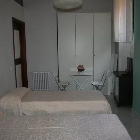 Diana E Atteone Bed & Breakfast *